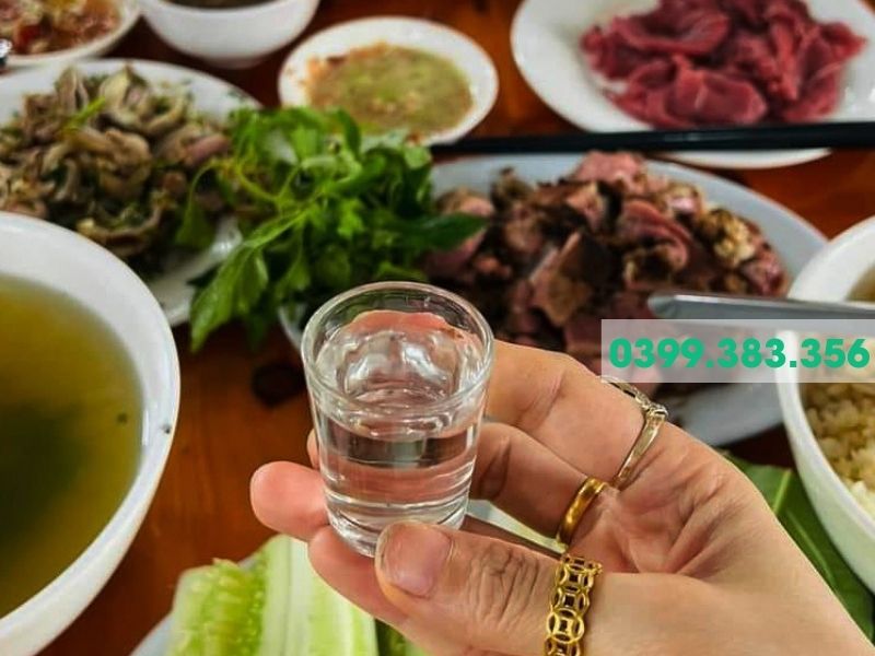 Hình ảnh rượu men lá Bằng Phúc là gì